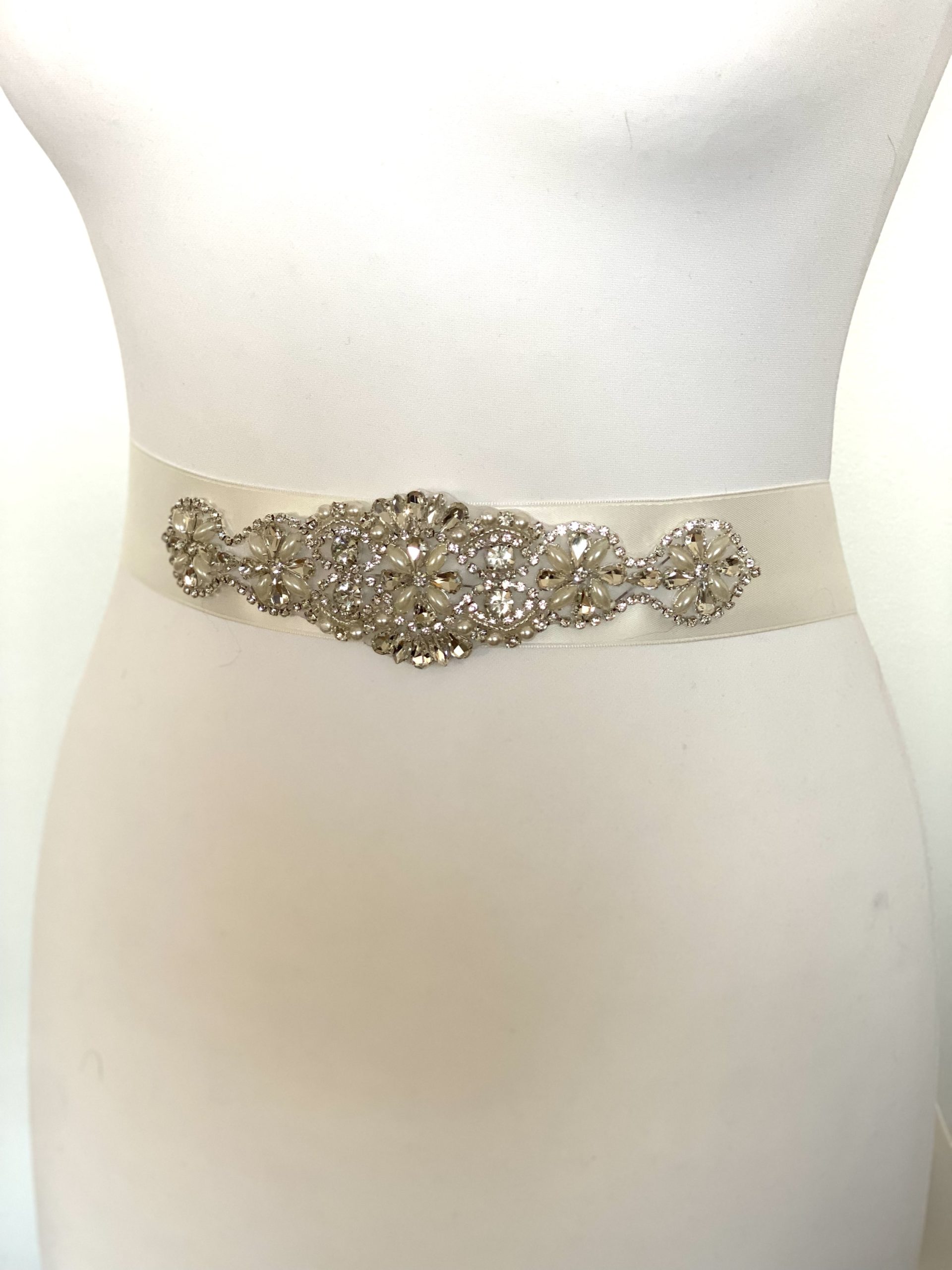 Ceinture En Satin Blanc 195 Cm – Écharpe Fine Polyvalente Pour Robe, Sac, Cheveux | Accessoire Élégant Bureau & Soirée